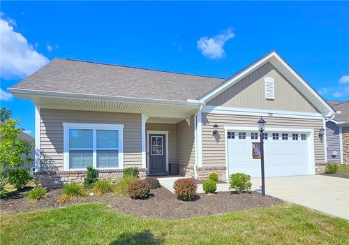 129 Bay Ct, Washington, PA, 15301-6703 | Card Image