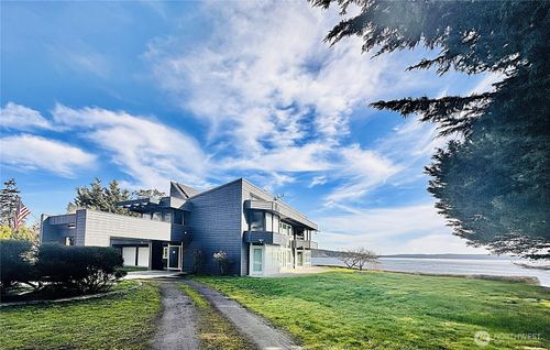 111 Baker Ln, Friday Harbor, WA, 98250-5809 | Card Image
