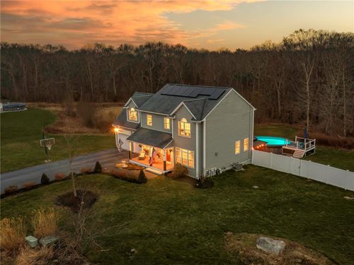 31 Plantation Dr, Tiverton, RI, 02878-4282 | Card Image