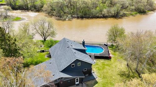 351 River Rd, Swan River, MB, R0L1Z0 | Card Image