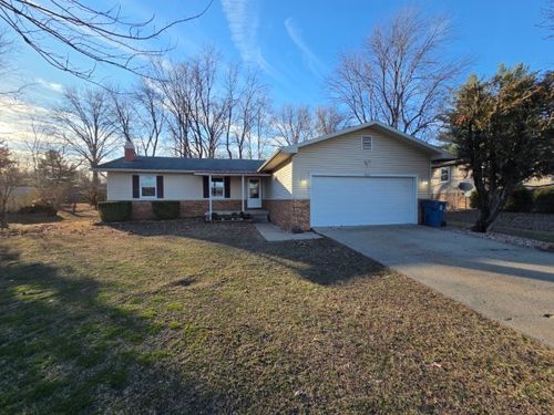 1025 Lake Shore Dr, Mount Vernon, IL, 62864-3017 | Card Image