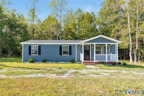 931 Light St, Heathsville, VA, 22473-3910 | Card Image