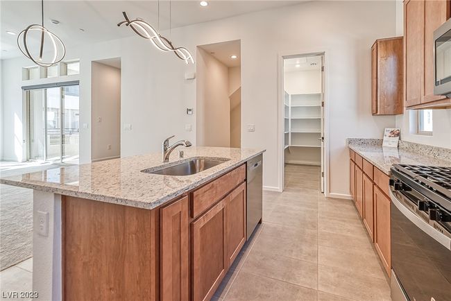 639 Grey Saker St, Townhouse with 4 bedrooms, 4 bathrooms and null parking in Las Vegas NV | Image 14