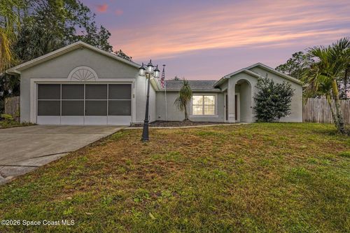 722 Geary St, Palm Bay, FL, 32908-4215 | Card Image