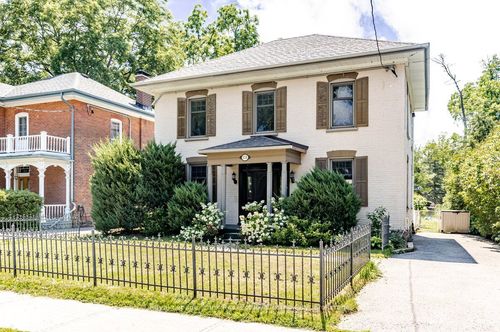 551 Weller St, Peterborough, ON, K9H2N9 | Card Image