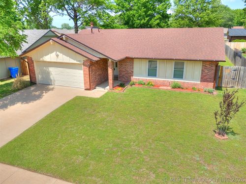 1308 W Birmingham St, Broken Arrow, OK, 74011-3035 | Card Image
