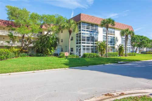 apt-d31-5400 Highway A1a, Vero Beach, FL, 32963-1089 | Card Image