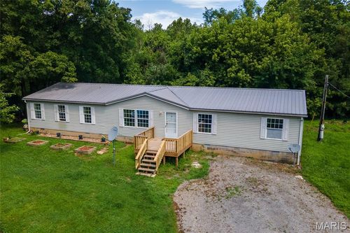9222 Montgomery Ln, Goreville, IL, 62939-3633 | Card Image