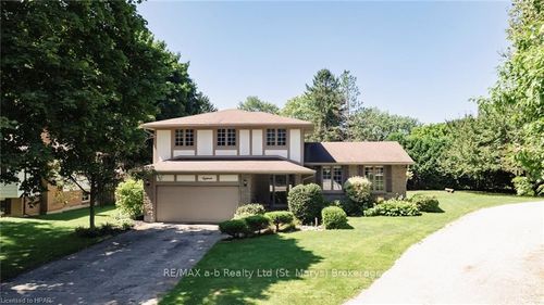 18 Conway Crt, Thamesford, ON, N0M2M0 | Card Image