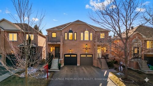 99 Senator Way, Bolton, ON, L7E2S6 | Card Image