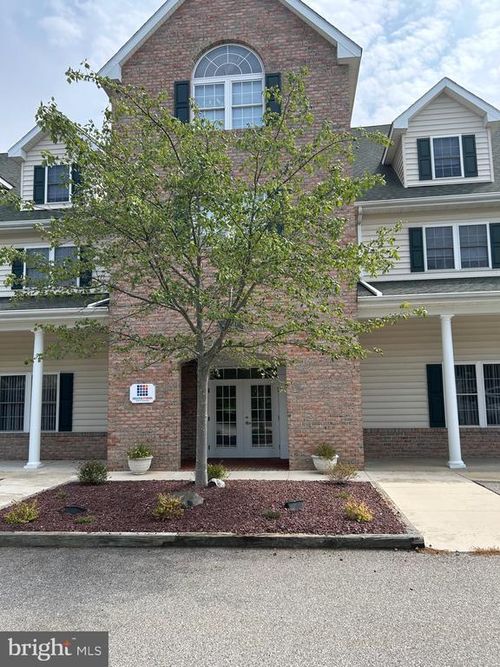 1b-2201 Main St, CHESTER, MD, 21619-2693 | Card Image