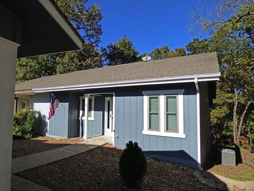 28 Spring River Ln, Cherokee Village, AR, 72529-2101 | Card Image