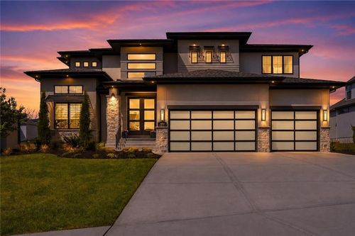 16920 Rosehill, Overland Park, KS, 66221-2958 | Card Image