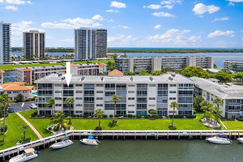 407-29 Yacht Club Dr, North Palm Beach, FL, 33408-3986 | Card Image