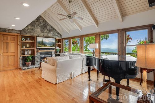 61 Ivy Ridge Rd, Burnsville, NC, 28714 | Card Image