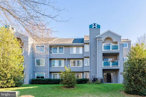 1500 Summerchase Ct, RESTON, VA, 20194-1153 | Card Image