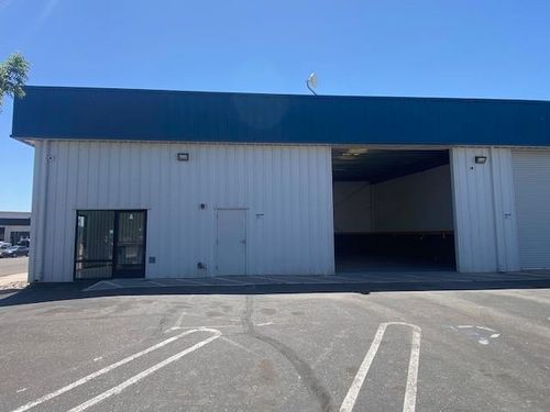325 Motor City Ct, Modesto, CA, 95356-9045 | Card Image