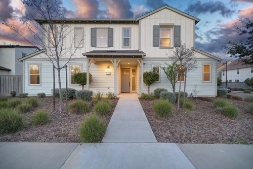 2230 Cannery Loop, Davis, CA, 95616-1392 | Card Image