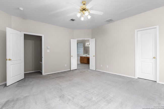 4481 Owl Creek Rd, House other with 4 bedrooms, 4 bathrooms and null parking in Schertz TX | Image 18