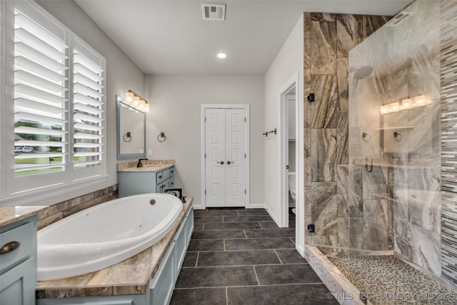 6808 S Chestnut Ave, House other with 4 bedrooms, 3 bathrooms and null parking in Broken Arrow OK | Image 26