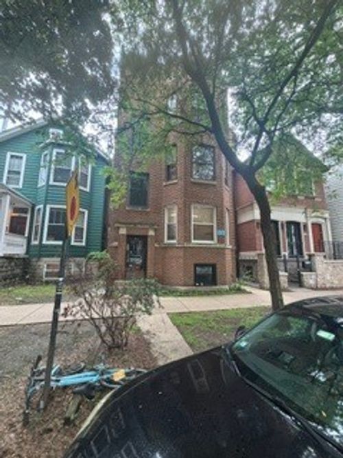 2f-3111 N Racine Ave, Chicago, IL, 60657-3380 | Card Image