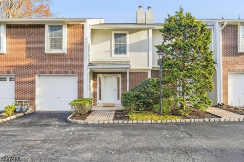 apt-34-318 Main St, Madison, NJ, 07940-2357 | Card Image