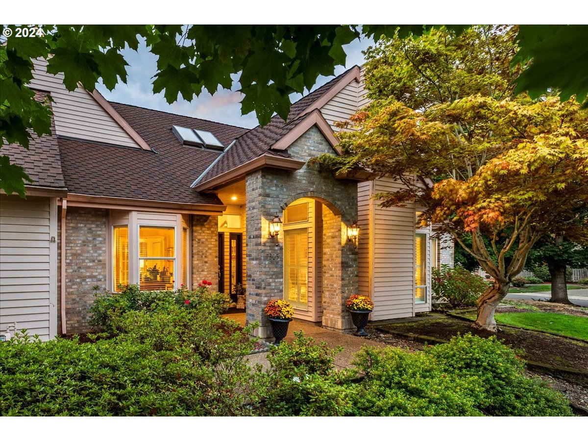 Fairway Loop, Wilsonville, OR 97070