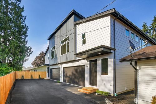 a-629 107th Pl Sw, Everett, WA, 98204-3814 | Card Image