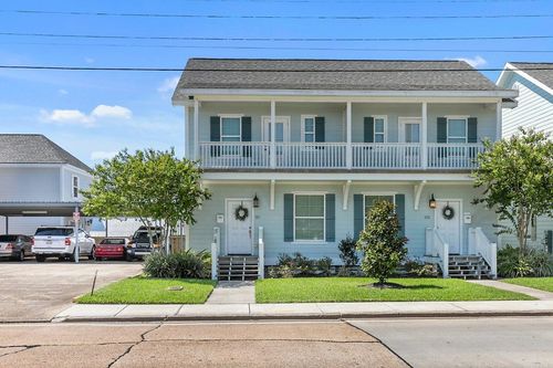211 W Clarence St, Lake Charles, LA, 70601-5229 | Card Image