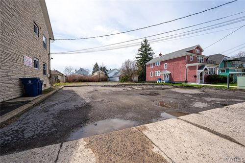 47 Dunlop Avenue, Buffalo, NY, 14215 | Card Image