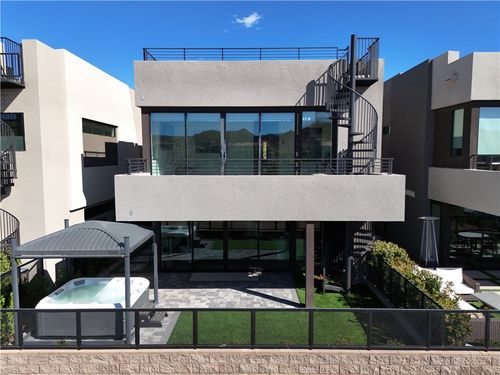 16 Heron Harbour Dr, Henderson, NV, 89011-3808 | Card Image