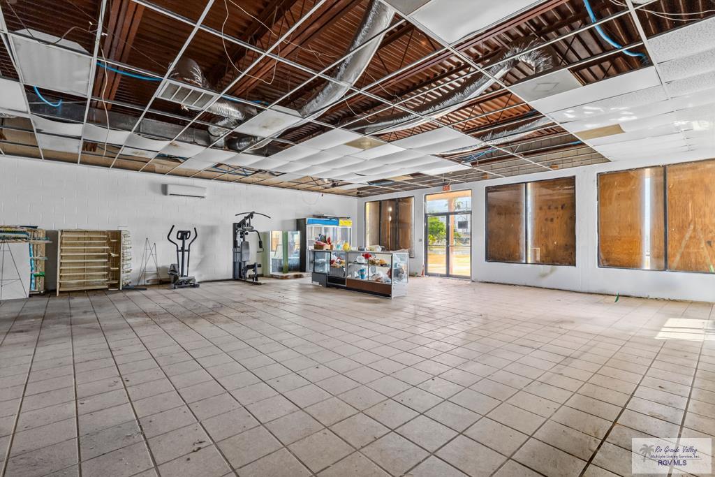 Commercial Sale in Brownsville 4