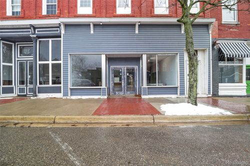 108-110 E Main St, Vernon, MI, 48476-9112 | Card Image