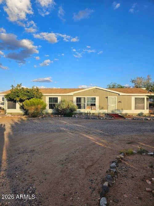 27485 S Clydesdale Ave, Congress, AZ, 85332-0150 | Card Image