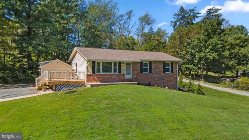 3903 Twin Arch Rd, MOUNT AIRY, MD, 21771-4121 | Card Image
