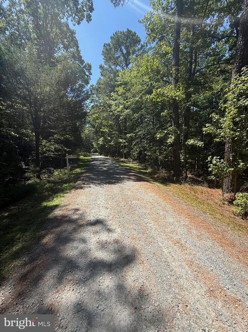 13190 Saint Johns Creek Rd, LUSBY, MD, 20657 | Card Image