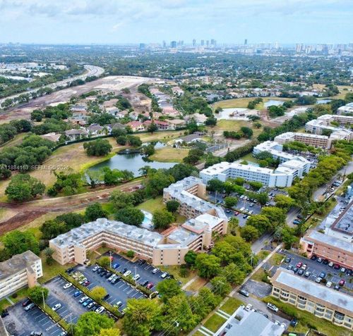 apt-304g-1201 Ne 191st St, Miami, FL, 33179-4062 | Card Image