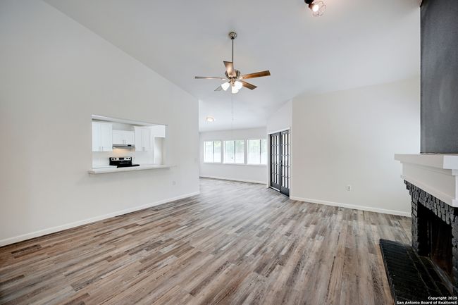 9818 Balanced Rock, House other with 3 bedrooms, 2 bathrooms and null parking in Converse TX | Image 9