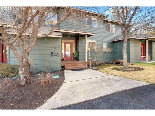 1045 Golden Pheasant Dr, Redmond, OR, 97756 | Card Image