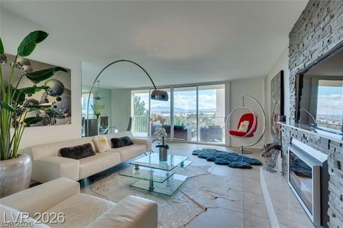 807-205 E Harmon Ave, Las Vegas, NV, 89169-6468 | Card Image