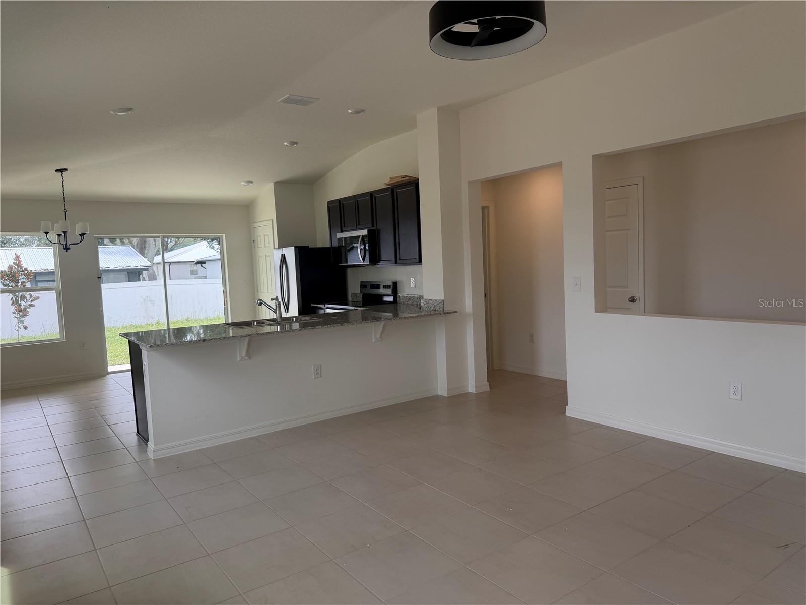 Residential Lease in LAKE WALES 3