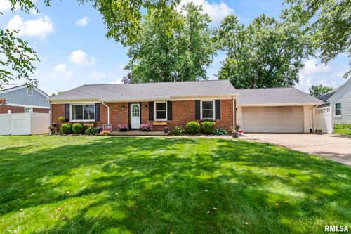 1822 Deerfield Rd, Chatham, IL, 62629-1517 | Card Image
