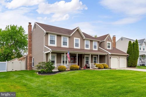 39 E Holly Ave, SEWELL, NJ, 08080-2603 | Card Image