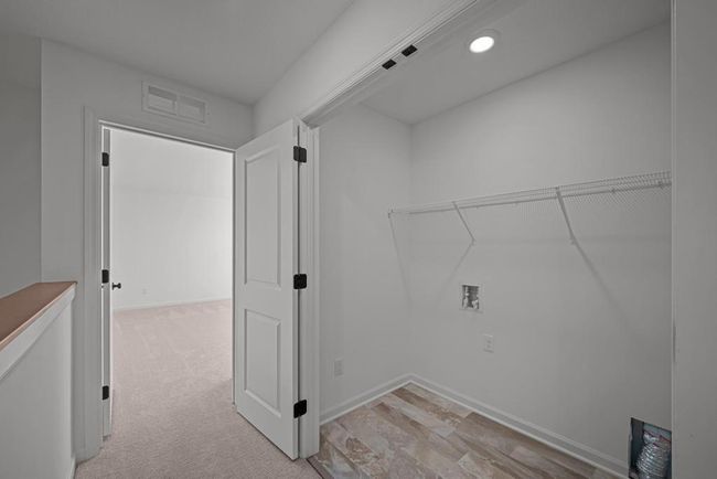 Laundry Room. | Image 11