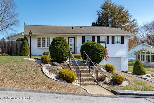 5 Lee Ann Ln, West Wyoming, PA, 18644-1010 | Card Image