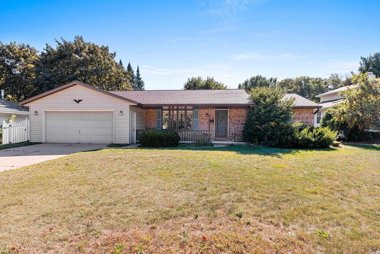 Forestville Dr, Green Bay, WI 54304