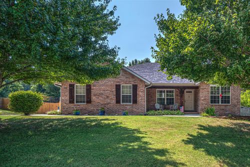 909 S 13th Ave, Ozark, MO, 65721-9318 | Card Image