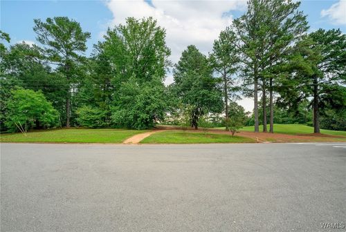 897 Indian Hills Dr, Tuscaloosa, AL, 35406-2228 | Card Image