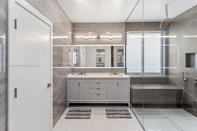 3847 Crestwood Cir, House other with 4 bedrooms, 4 bathrooms and null parking in Weston FL | Image 33