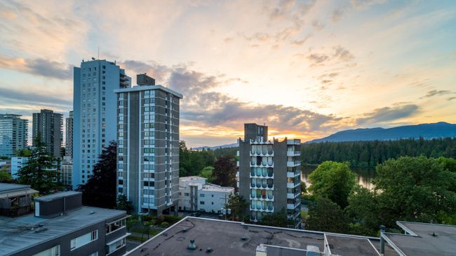 803 - 1960 Robson St, Condo with 1 bedrooms, 1 bathrooms and 1 parking in Vancouver BC | Image 1